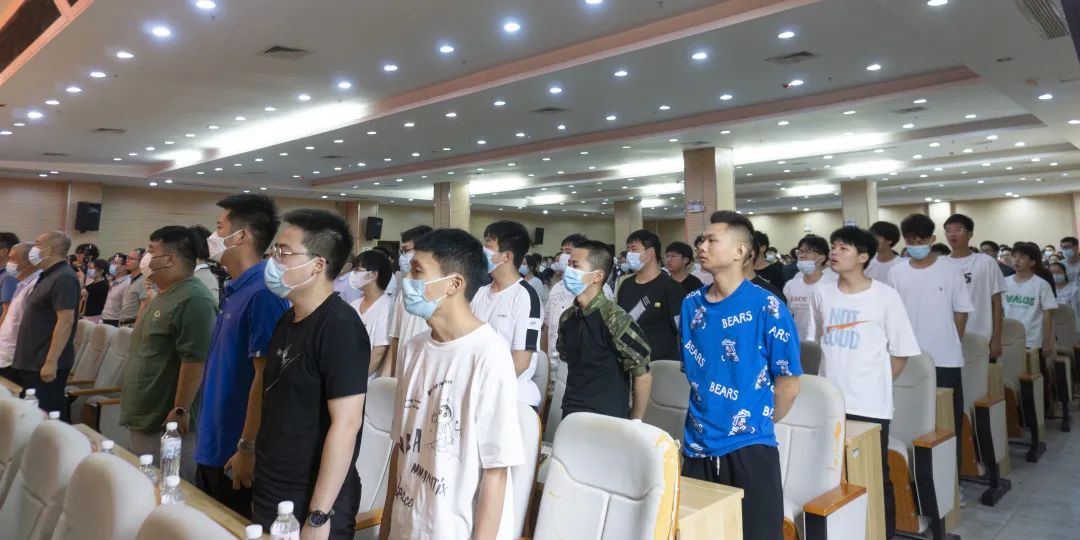 武汉交通职业学院2022毕业典礼：掌声欢送你们奔赴下一场山海…